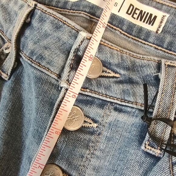 Lovers + Friends Denim NWT ‘Madison’ Button Fly Raw Hem Skinny Jeans Size 29 - Picture 5 of 9